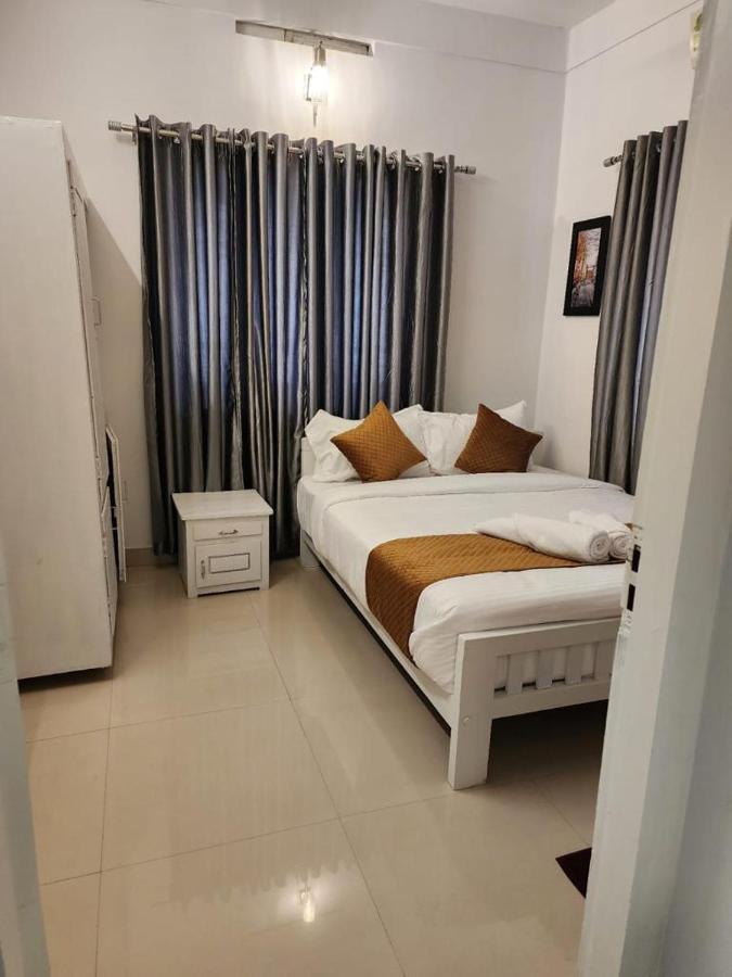 Wayanad Cliff Hotel Kalpatta Buitenkant foto